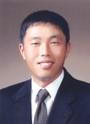 회장 김현철L.