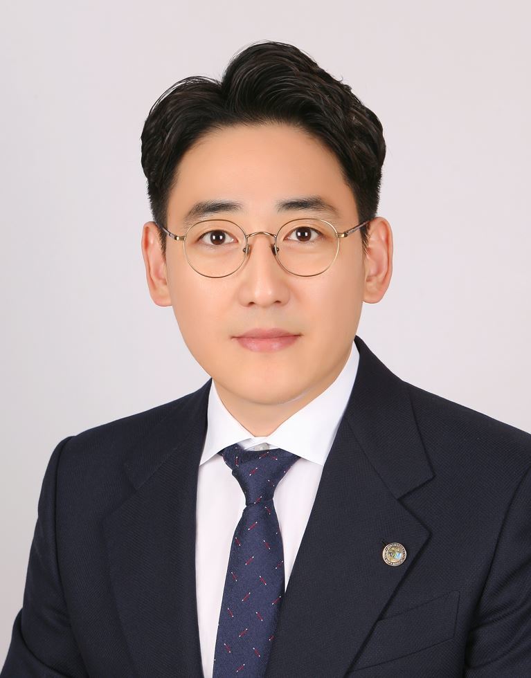 총무 정대천L.
