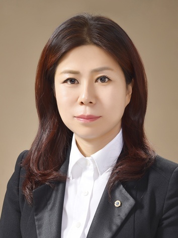 총무 이정화L.