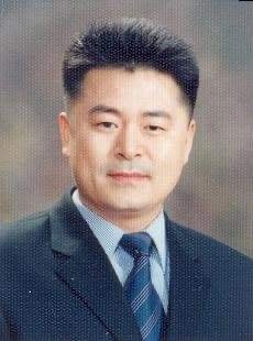 회장 김홍두L.