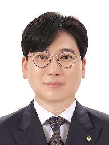 재무 김영헌L.